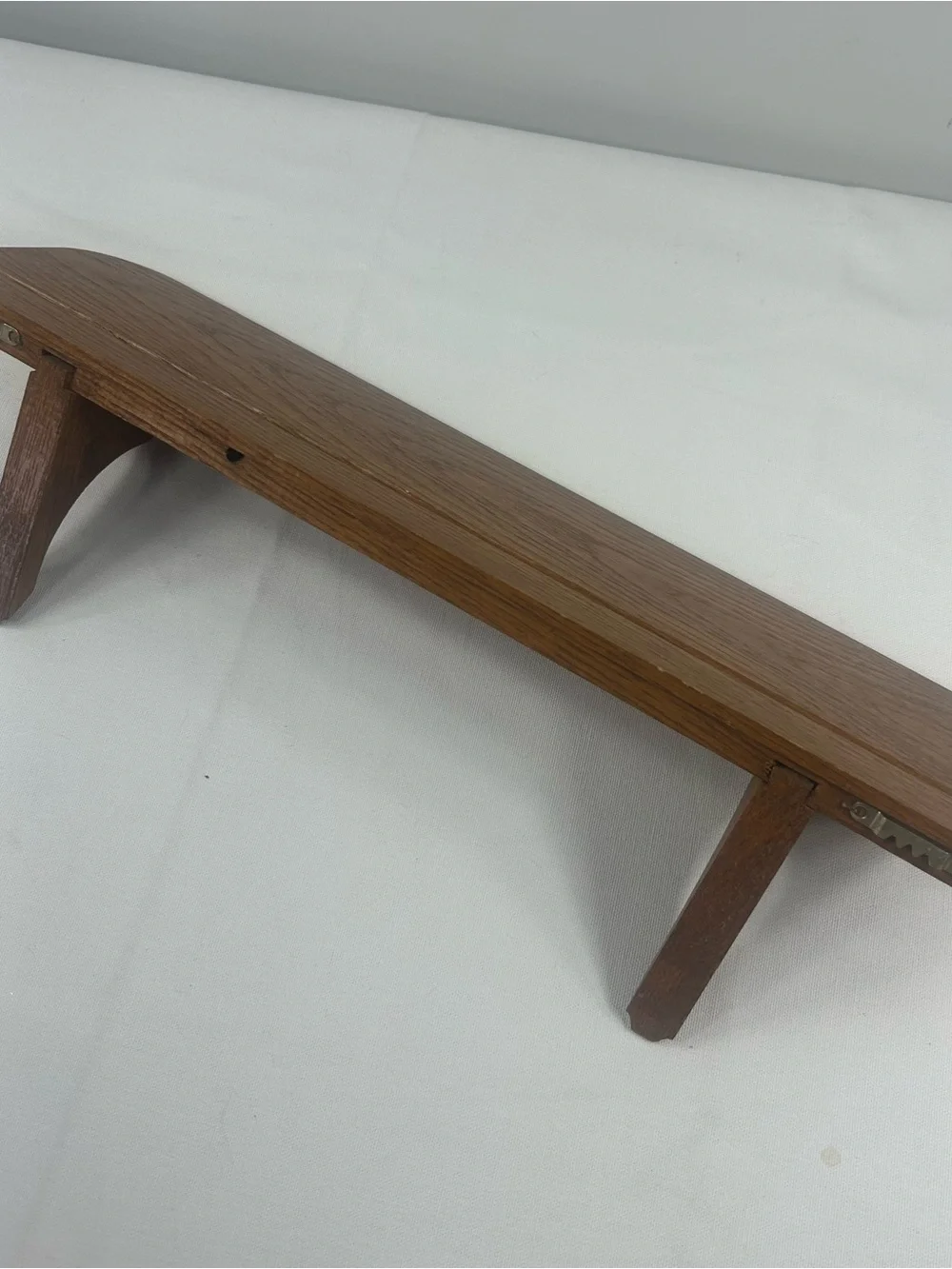 Vtg Solid Oak Wood Wall Shelf Farmhouse CottageCore 18in w Plate Groove